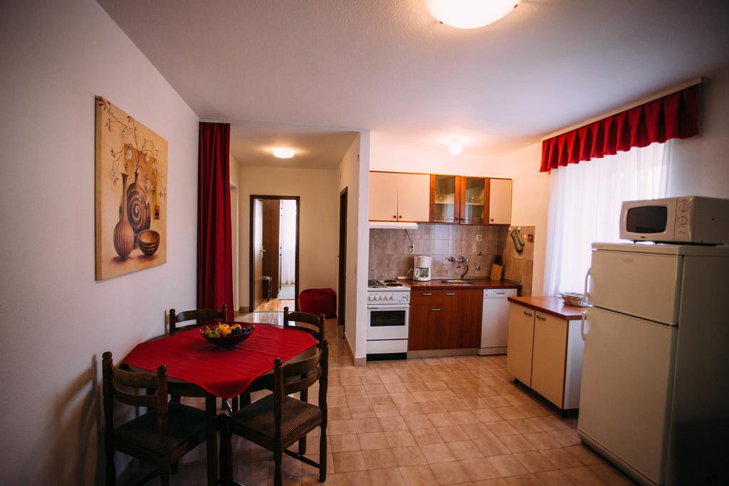 סוטיבאן Apartments Ivana חדר תמונה